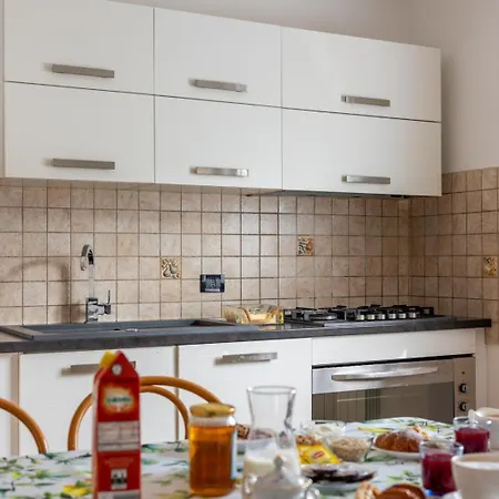 Mara House, Ospitar Apartment