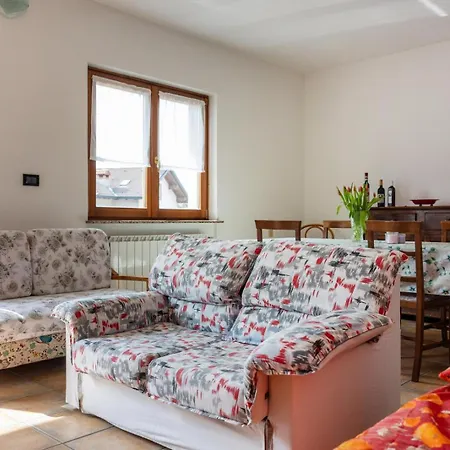 Mara House, Ospitar Apartment